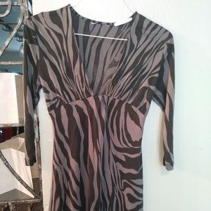 WOMENS GRAY AND BLACK TIGER STRIPPED DRESS SM